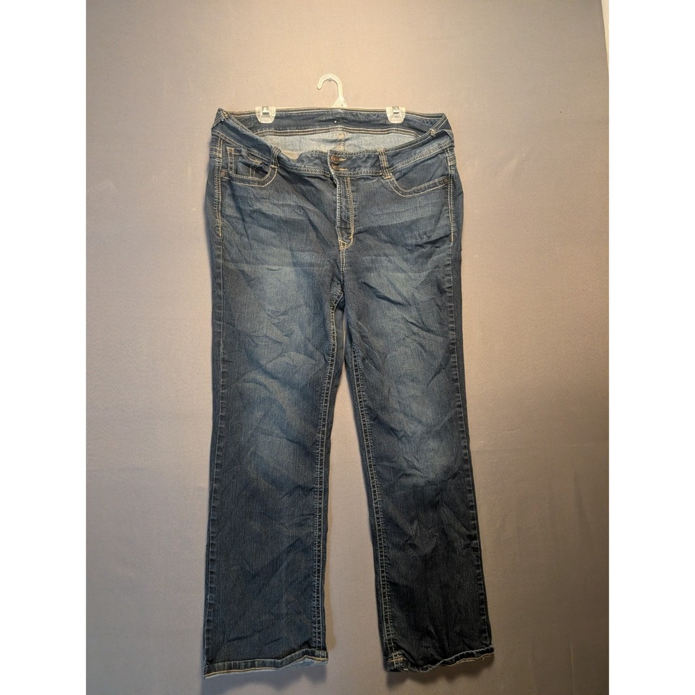 Wallflower and Maurices Jeans Womens 18W Blue Lot of 2 Straight High Rise Denim